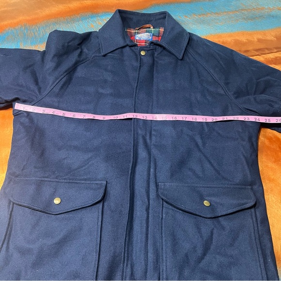 Vintage Pendleton Navy Wool plaid lined Coat size medium NOS made in USA - Picture 11 of 12